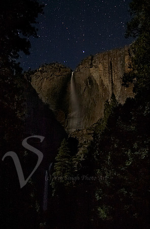 yosemite falls starry night